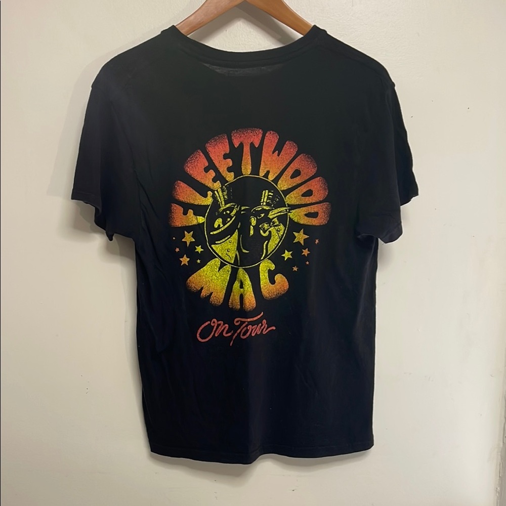 Black and Yellow Retro Graphic Short Sleeve Tee